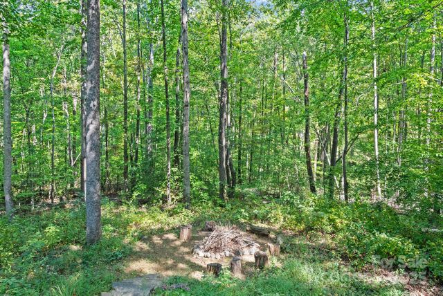 26 Benfield Road, Weaverville, NC 28787