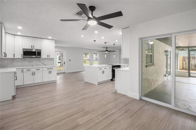 11492 93RD STREET, Largo, FL 33773