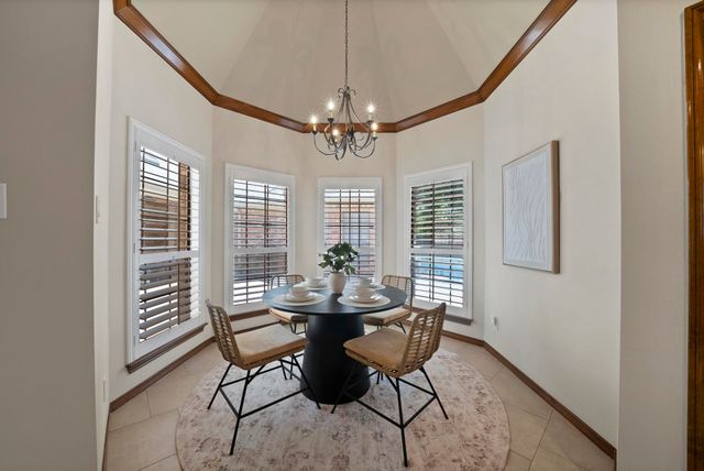 2900 Oak Trail Court, Dalworthington Gardens, TX 76016