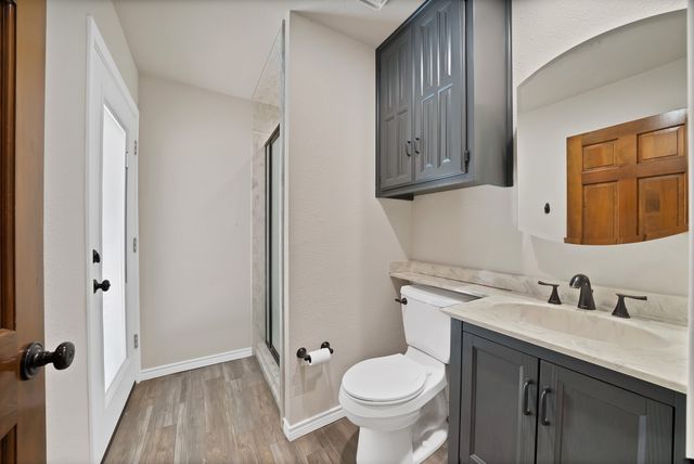 2900 Oak Trail Court, Dalworthington Gardens, TX 76016