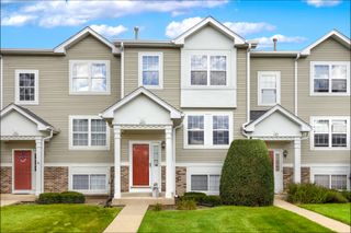 643 Holiday Lane, Hainesville, IL 60073