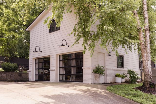 1919 Wildwood Ave, Nashville, TN 37212