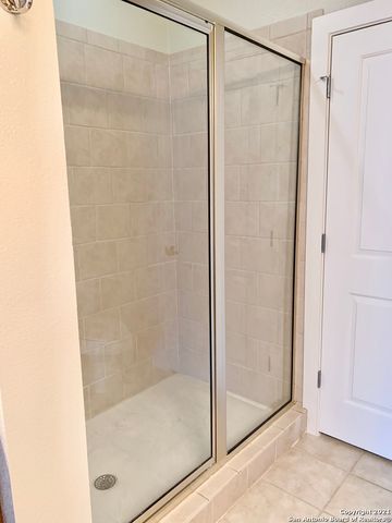 7342 Oak Manor Dr Apt 7106, San Antonio, TX 78229