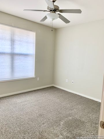 7342 Oak Manor Dr Apt 7106, San Antonio, TX 78229