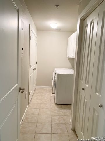 7342 Oak Manor Dr Apt 7106, San Antonio, TX 78229