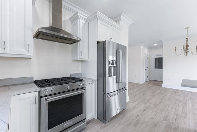 332 Tulip Dr, Houma, LA 70360