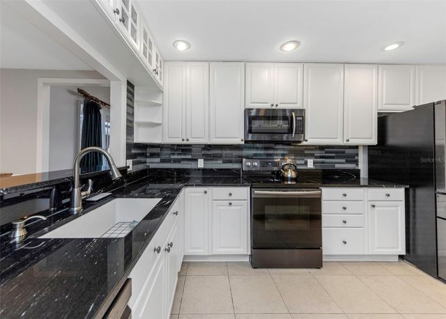 5331 SAND CRANE COURT, Wesley Chapel, FL 33543