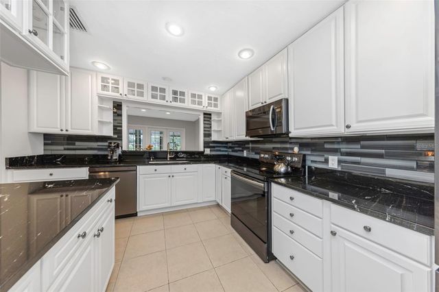 5331 SAND CRANE COURT, Wesley Chapel, FL 33543
