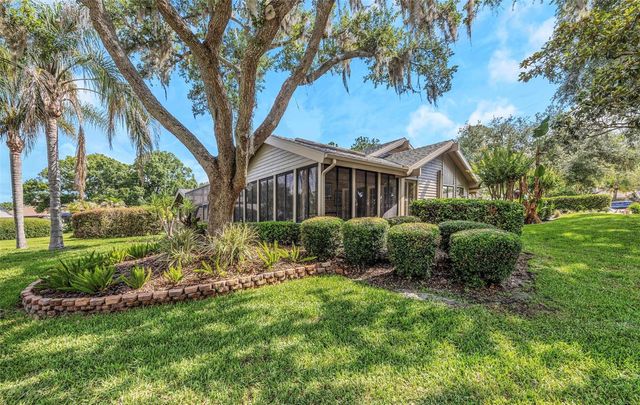 5331 SAND CRANE COURT, Wesley Chapel, FL 33543
