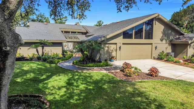 5331 SAND CRANE COURT, Wesley Chapel, FL 33543