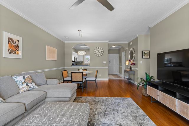 5751 Oyster Catcher Dr Unit 323, North Myrtle Beach, SC 29582