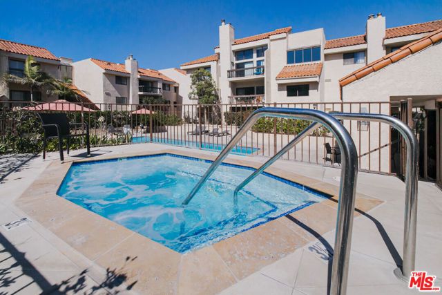 8180 Manitoba Street 354, Playa Del Rey (los Angeles), CA 90293