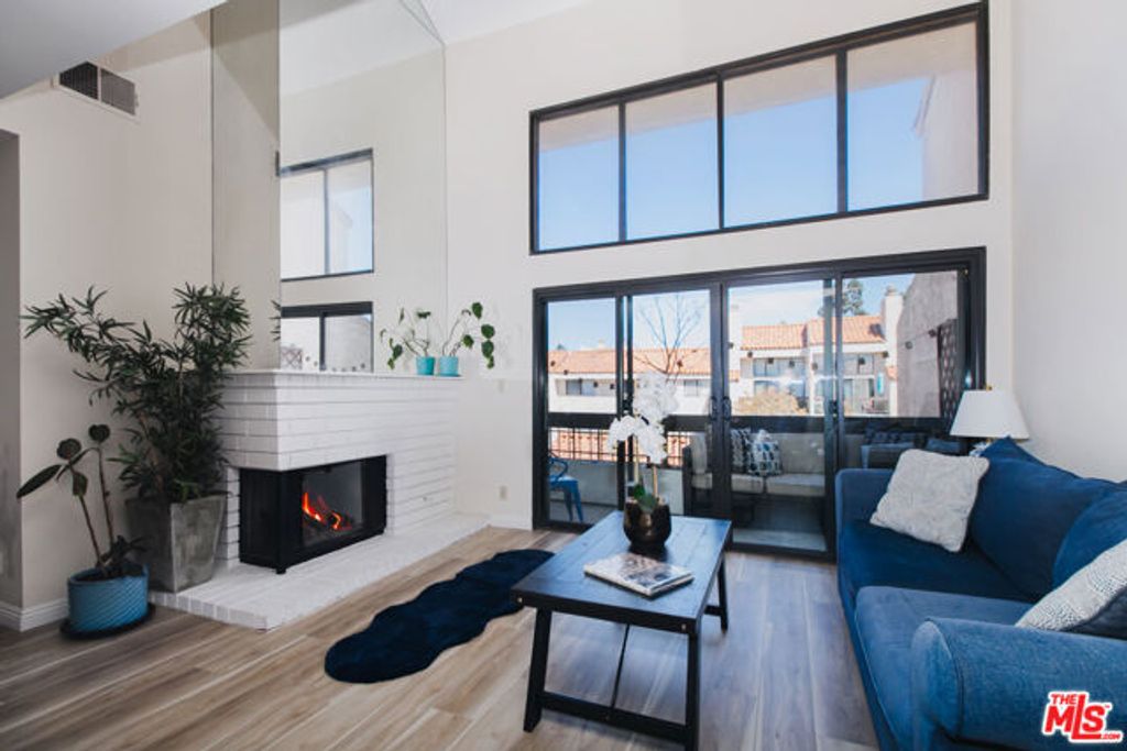 8180 Manitoba Street 354, Playa Del Rey (los Angeles), CA 90293