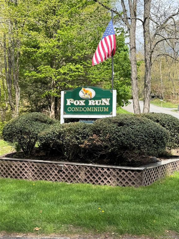 313 Fox Run Lane, Carmel, NY 10512