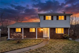 1045 Fiddleback Dr, Kennedy Twp, PA 15136