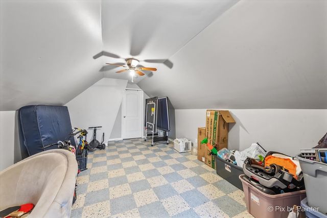 8525 S Saginaw Avenue, Chicago, IL 60617