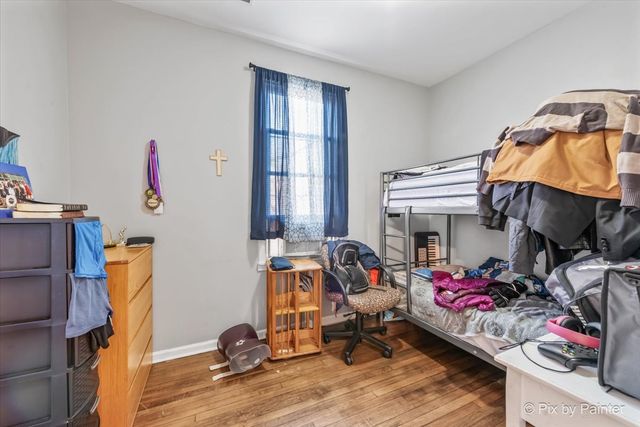 8525 S Saginaw Avenue, Chicago, IL 60617