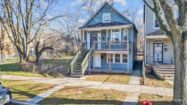 8525 S Saginaw Avenue, Chicago, IL 60617