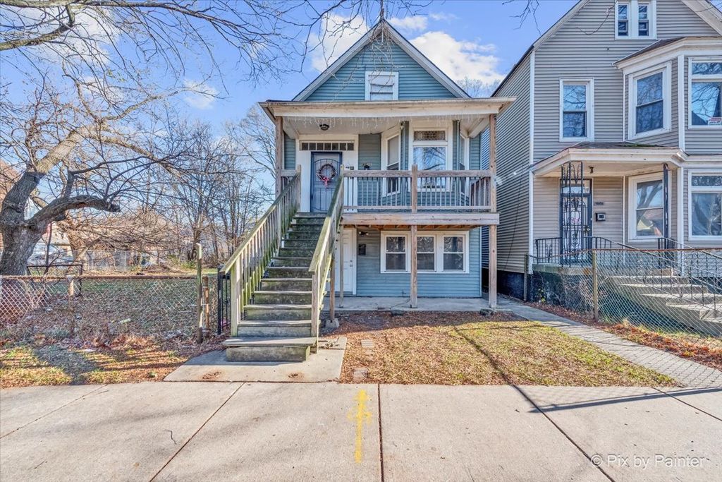 8525 S Saginaw Avenue, Chicago, IL 60617