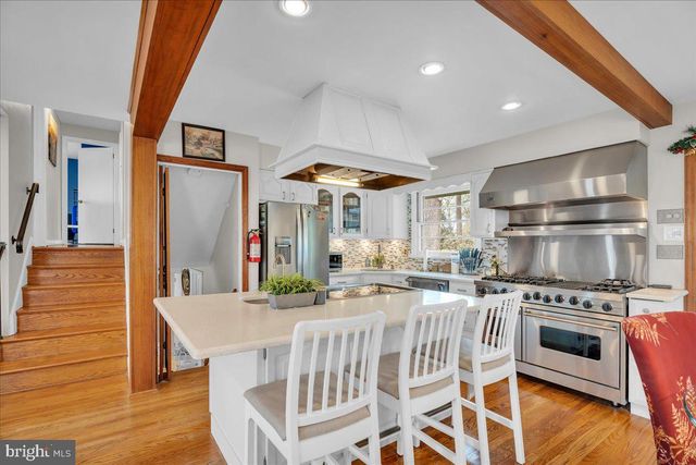 1237 OAKWOOD RD, Haddonfield, NJ 08033