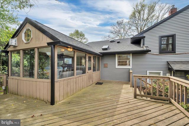 1237 OAKWOOD RD, Haddonfield, NJ 08033