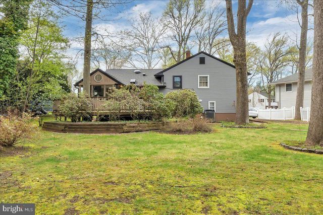 1237 OAKWOOD RD, Haddonfield, NJ 08033