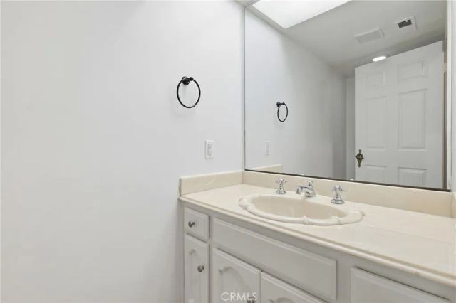 18400 Chatham, Porter Ranch, CA 91326