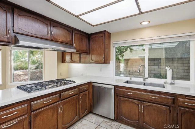 18400 Chatham, Porter Ranch, CA 91326