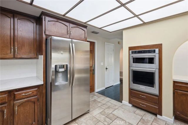 18400 Chatham, Porter Ranch, CA 91326