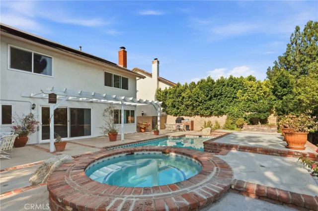 18400 Chatham, Porter Ranch, CA 91326