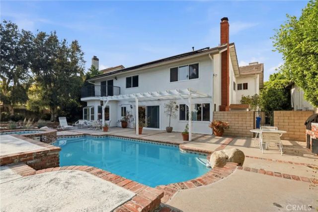 18400 Chatham, Porter Ranch, CA 91326