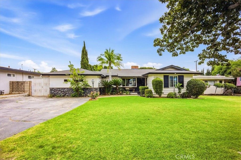 1450 E Pioneer, West Covina, CA 91791