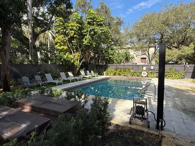 2000 Jefferson Street 1, Hollywood, FL 33020