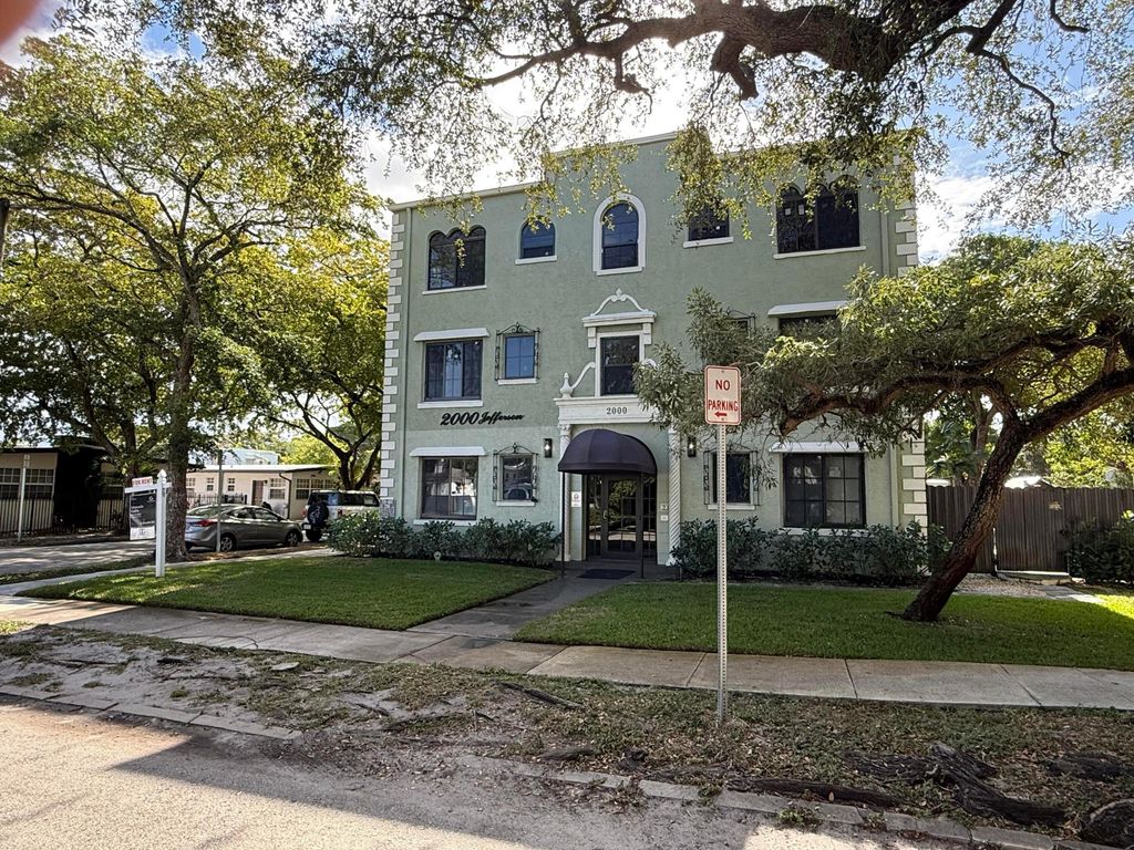 2000 Jefferson Street 1, Hollywood, FL 33020