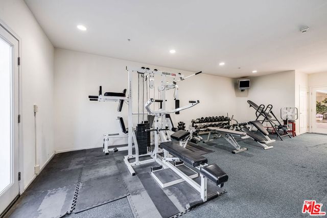 12407 Moorpark Street 106, Studio City, CA 91604