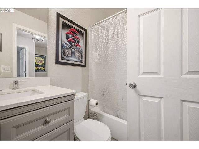 1458 Ne PAROPA Ct, Gresham, OR 97030