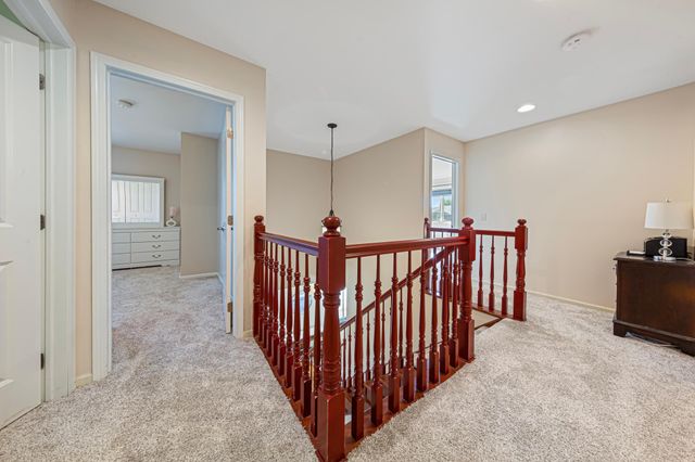 100 Park Place, Mankato, MN 56001