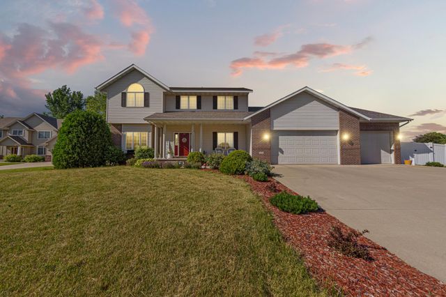 100 Park Place, Mankato, MN 56001