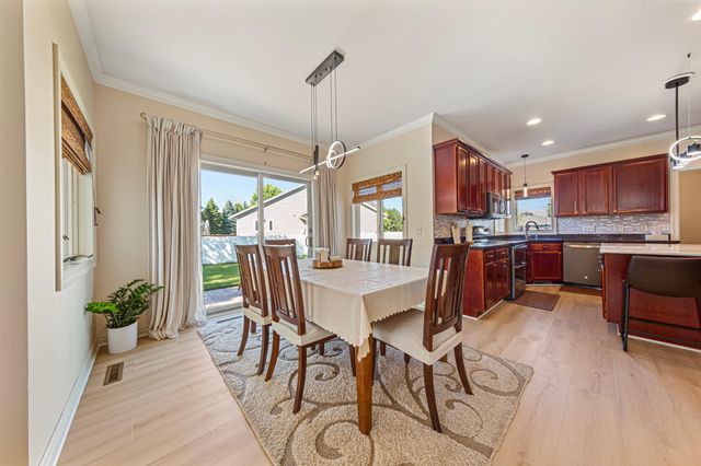100 Park Place, Mankato, MN 56001