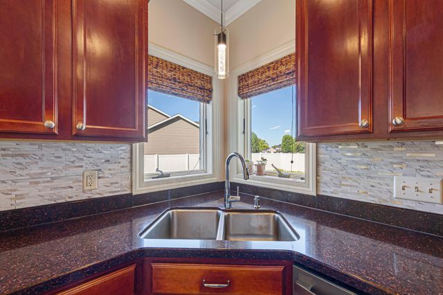 100 Park Place, Mankato, MN 56001