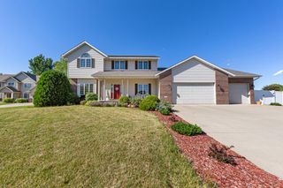 100 Park Place, Mankato, MN 56001