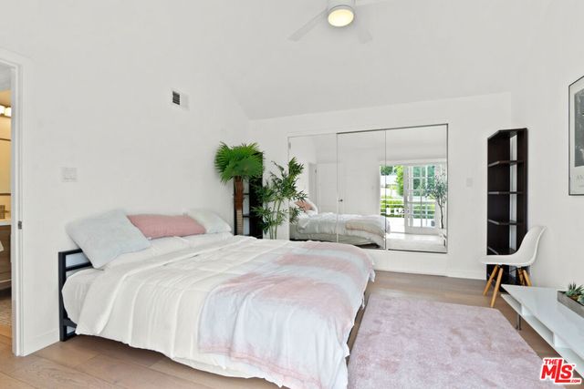 722 Kensington Road, Santa Monica, CA 90405