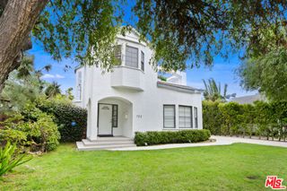 722 Kensington Road, Santa Monica, CA 90405