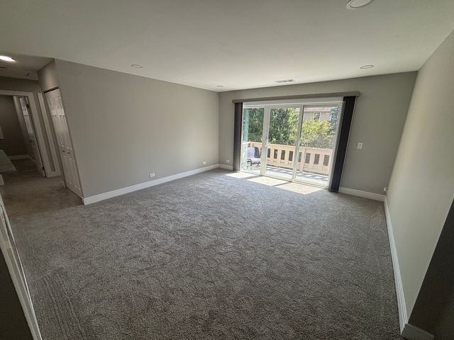 282 Pembridge Lane A2, Schaumburg, IL 60193