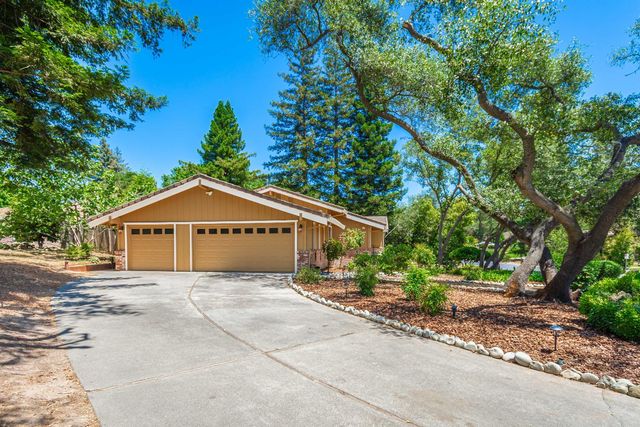 8498 E Hidden Lakes Dr, Granite Bay, CA 95746