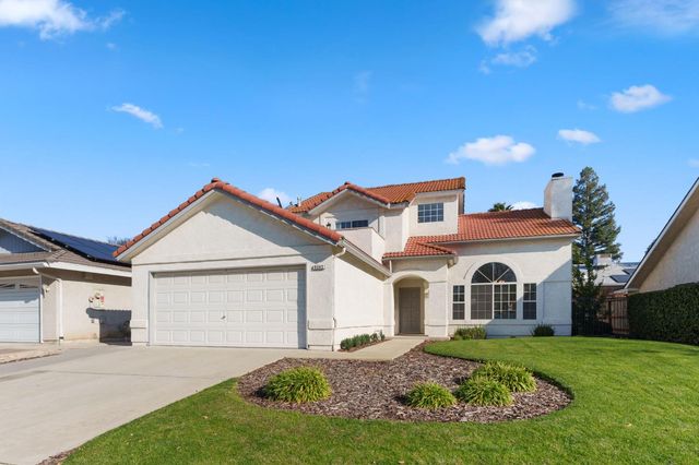 9342 N Archie Avenue, Fresno, CA 93720