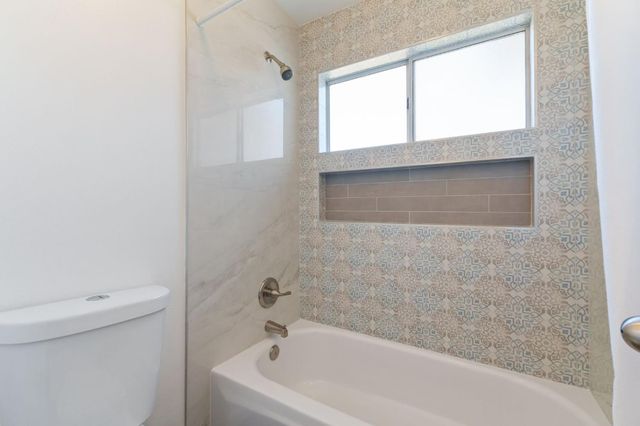 9342 N Archie Avenue, Fresno, CA 93720