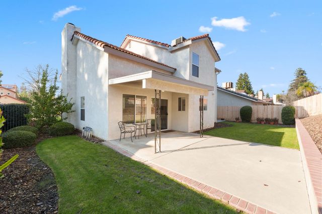 9342 N Archie Avenue, Fresno, CA 93720