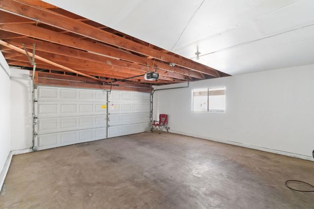 9342 N Archie Avenue, Fresno, CA 93720