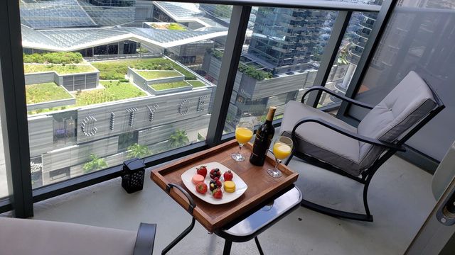 55 SW 9th St 2210, Miami, FL 33130